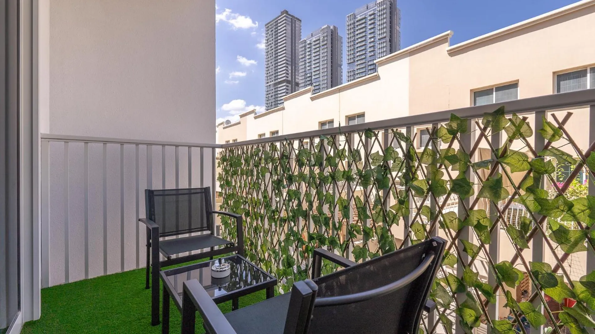 Bright & Airy Studio In Jvc Dubai 0*,