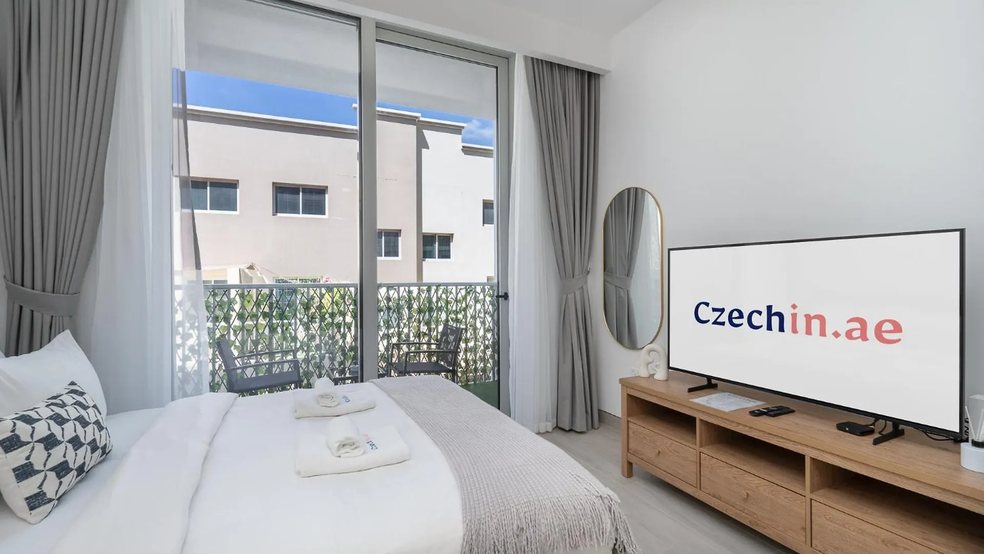 Apartment Bright & Airy Studio In Jvc Dubai